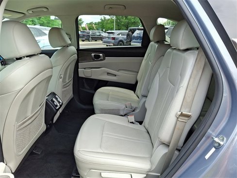 Certified 2021 Kia Sorento EX image 11