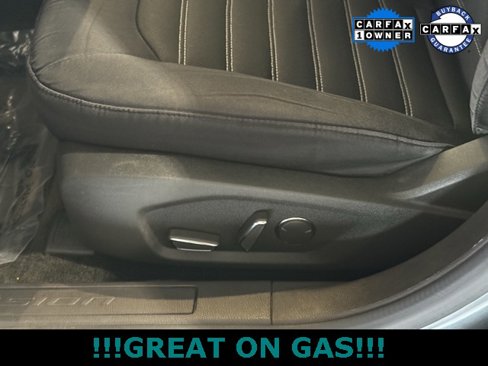 Used 2015 Ford Fusion SE image 14
