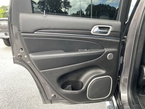 Used 2021 Jeep Grand Cherokee Summit w/ Platinum Series Group image 36