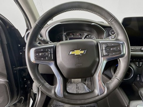 Used 2023 Chevrolet Blazer LT image 11