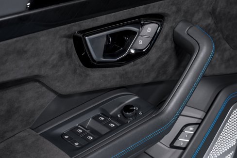 Used 2023 Lamborghini Urus S image 10
