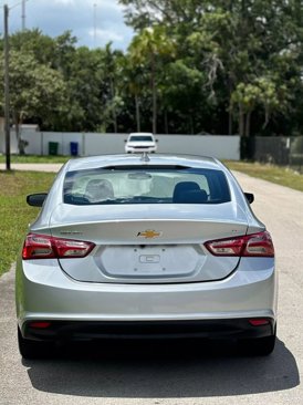 Used 2021 Chevrolet Malibu LT image 6