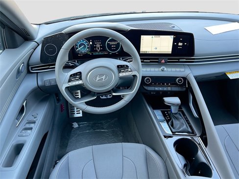 New 2025 Hyundai Elantra SEL image 21