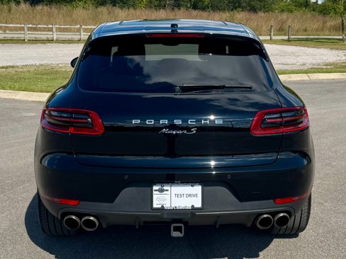 Used 2018 Porsche Macan S image 5