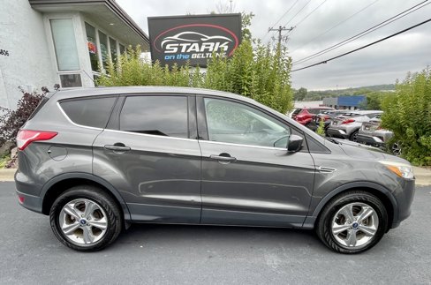 Used 2015 Ford Escape SE image 1