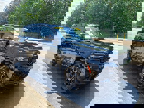 Certified 2024 Jeep Grand Cherokee Altitude image 4