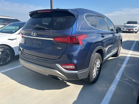 Used 2019 Hyundai Santa Fe SE image 2