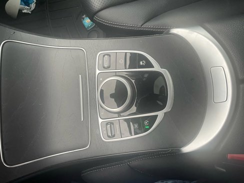 Used 2019 Mercedes-Benz GLC 300 4MATIC image 13