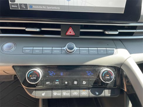 Certified 2023 Hyundai Elantra SEL w/ Convenience Package image 21