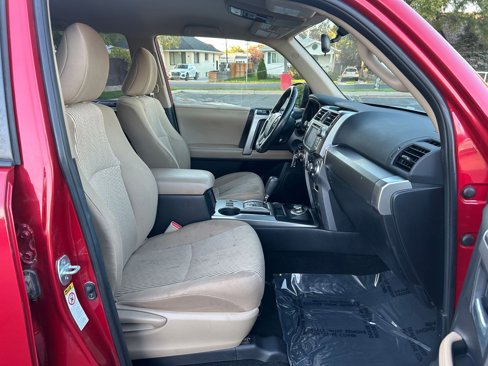 Used 2014 Toyota 4Runner SR5 image 29