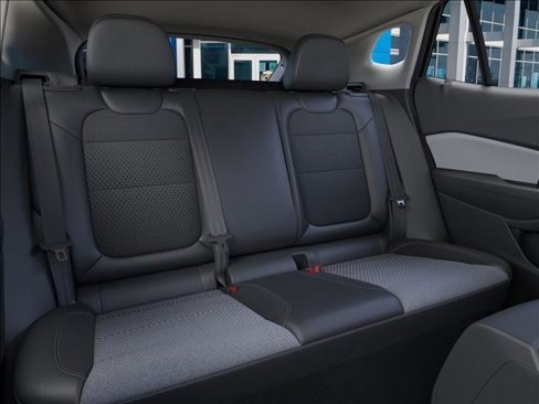 New 2025 Chevrolet Trax LT image 17