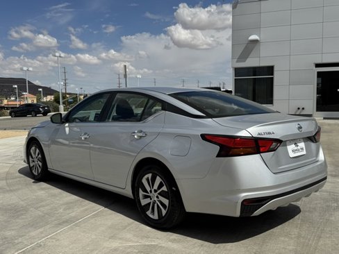 Used 2022 Nissan Altima 2.5 S image 4