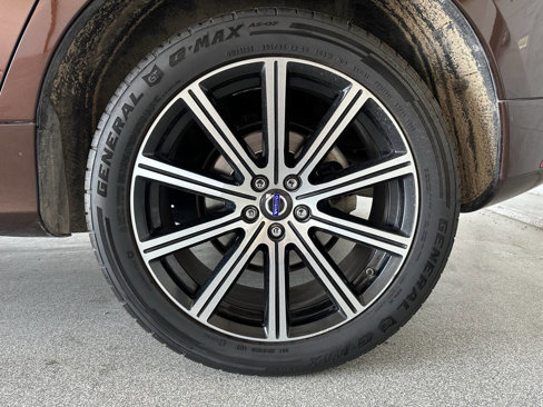 Used 2015 Volvo XC60 T6 image 37