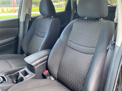 Used 2017 Nissan Rogue SV w/ Midnight Edition Package image 30