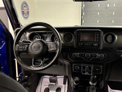 Used 2018 Jeep Wrangler Unlimited Sport S image 29
