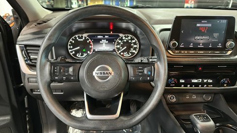 Used 2021 Nissan Rogue SV image 45