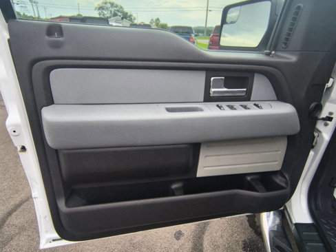 Used 2012 Ford F150 XLT w/ XLT Chrome Pkg image 17