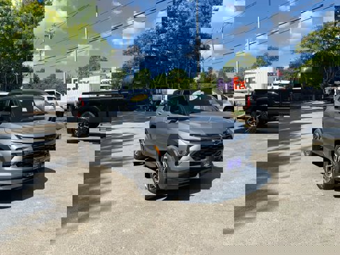 Certified 2025 Chevrolet TrailBlazer RS w/ Convenience Package image 8