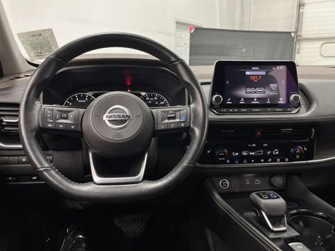 Used 2021 Nissan Rogue SL image 5