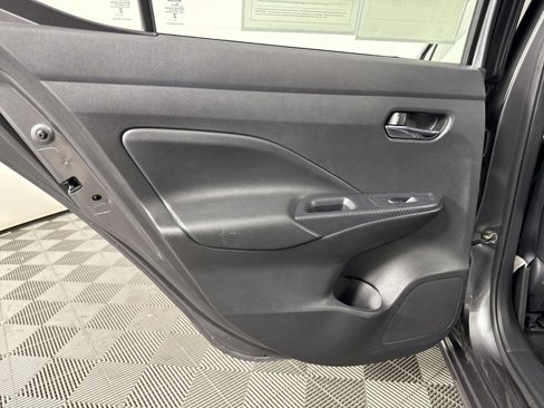 Used 2023 Nissan Versa SV image 18