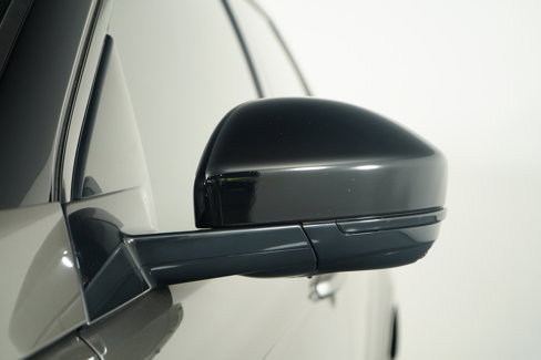 Used 2025 Land Rover Discovery Sport Dynamic SE image 28