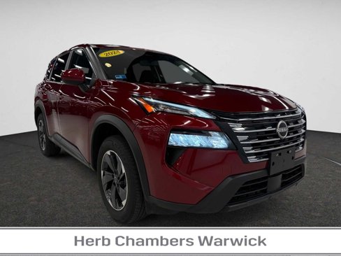 Used 2024 Nissan Rogue SV image 1