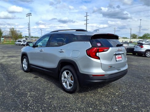 Used 2019 GMC Terrain SLE w/ Driver Convenience Package image 6