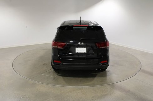 Used 2019 Kia Sorento LX image 4