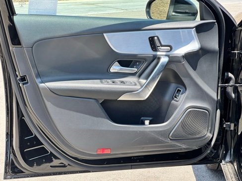 Used 2022 Mercedes-Benz A 220 image 18