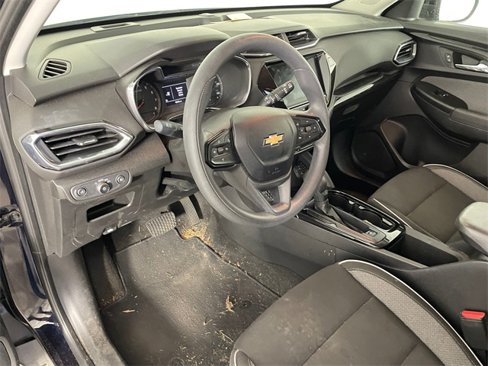 Used 2021 Chevrolet TrailBlazer LT w/ Convenience Package image 5