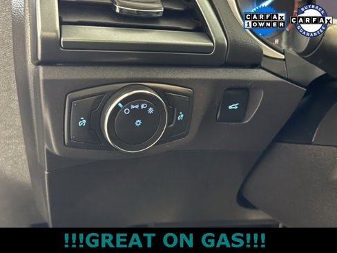 Used 2015 Ford Fusion SE image 15