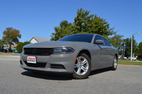 Used 2019 Dodge Charger SXT image 24