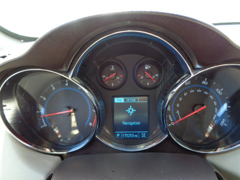 Used 2014 Chevrolet Cruze LT w/ Sun, Sound and Sport Package image 16