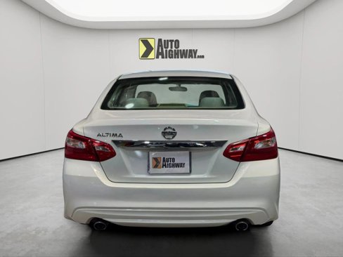 Used 2017 Nissan Altima 2.5 S w/ Power Driver Seat Package image 4