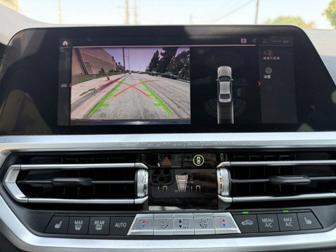 Used 2021 BMW 330i Sedan w/ Premium Package image 9