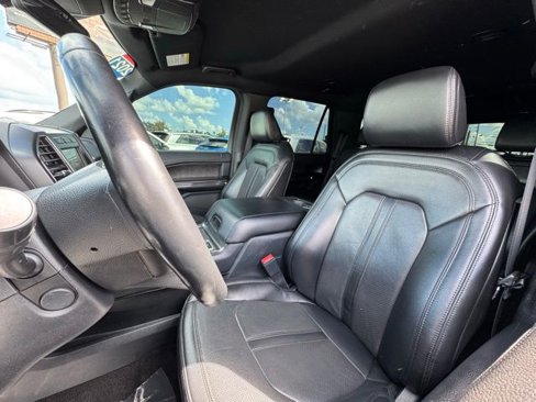 Used 2021 Ford Expedition Limited image 15