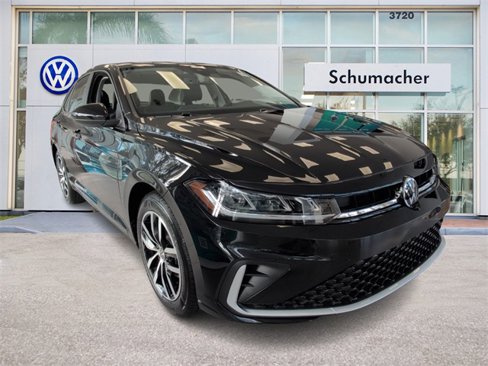 New 2025 Volkswagen Jetta SE image 1