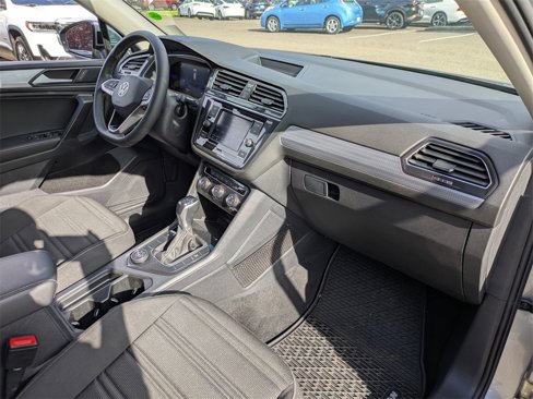 Used 2022 Volkswagen Tiguan S image 32