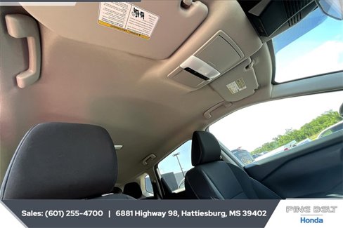 Used 2024 Nissan Rogue S image 16