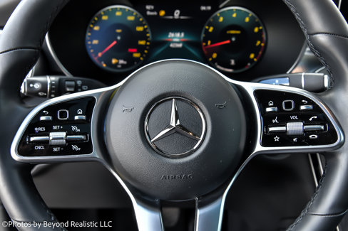 Used 2022 Mercedes-Benz GLC 300 4MATIC image 32