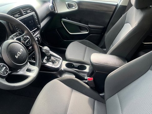 Used 2024 Kia Soul LX w/ Option Group 015 image 12