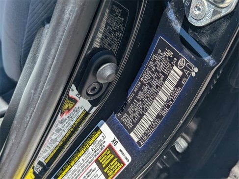 Used 2017 Toyota Corolla L image 20