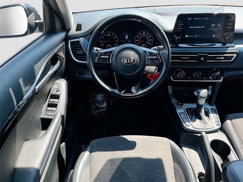 Used 2021 Kia Seltos S image 19