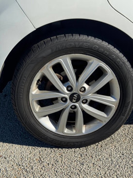 Used 2019 Kia Soul + image 17
