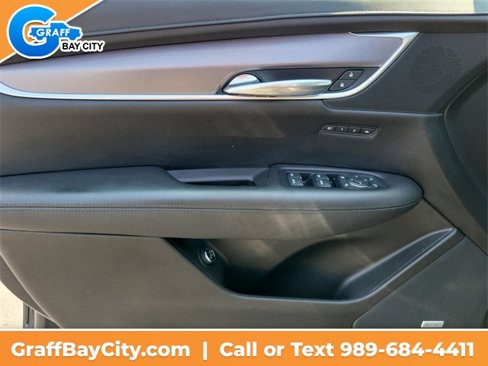 Used 2018 Cadillac XT5 Luxury w/ Driver Awareness Package image 22