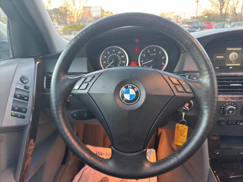 Used 2007 BMW 530xi Sedan image 16