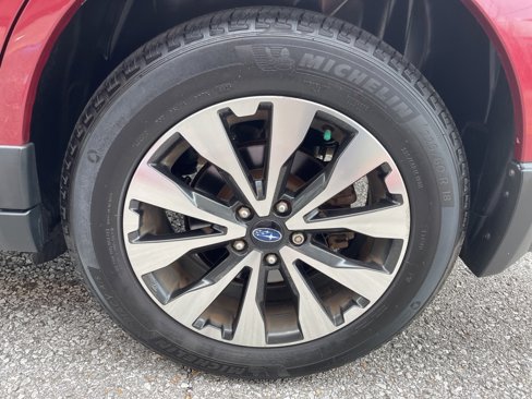 Used 2016 Subaru Outback 2.5i Limited image 38