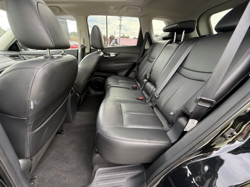 Used 2019 Nissan Rogue SL w/ Premium Package image 32