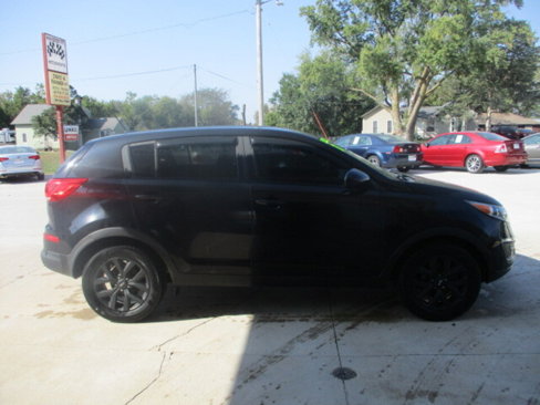 Used 2016 Kia Sportage LX image 2
