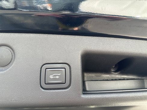 Certified 2024 Chevrolet Equinox LT image 11